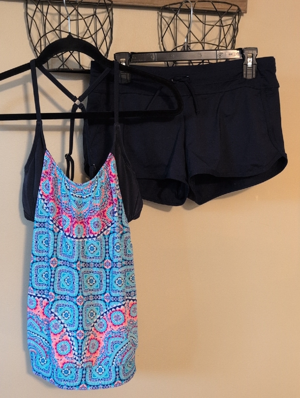 Athleta Fiji Blousy Tankini swim Top And Short Bottoms